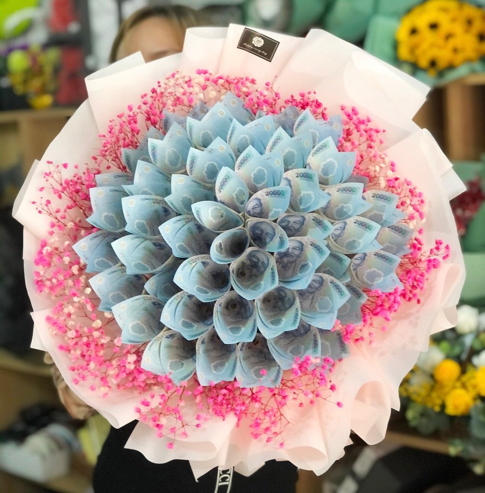 Bó hoa bằng tiền 50k tone đỏ