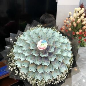 Bó hoa bằng tiền 200k (Chẳng thể thiếu em)